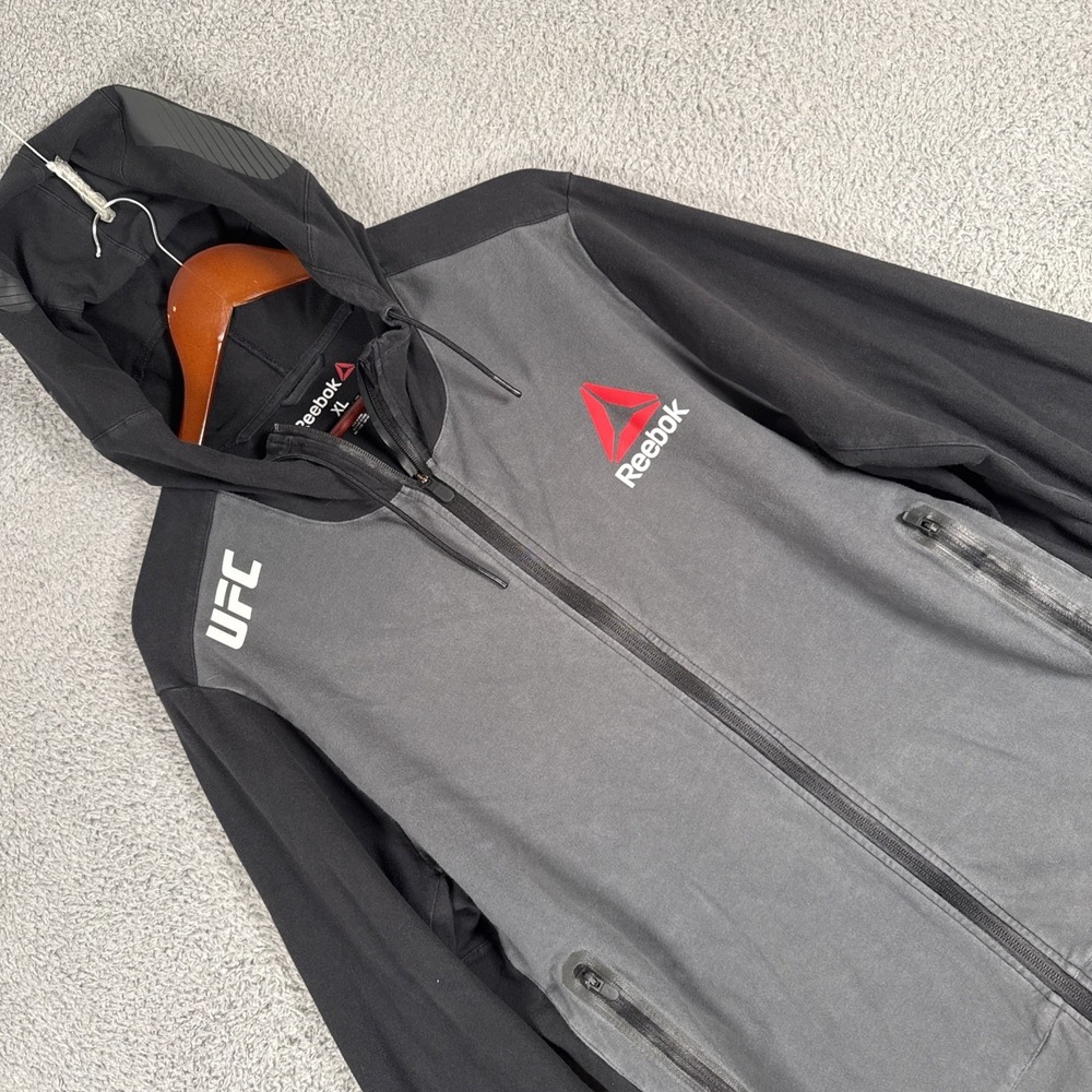 UFC Jacket Mens XL Full Zip Hoodie Black MMA Training Reebok Black Training